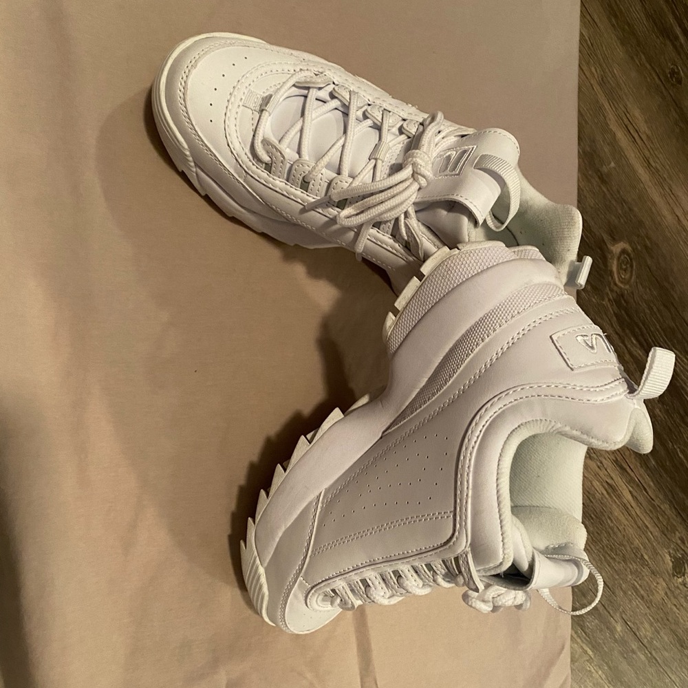 Fila Sneakers